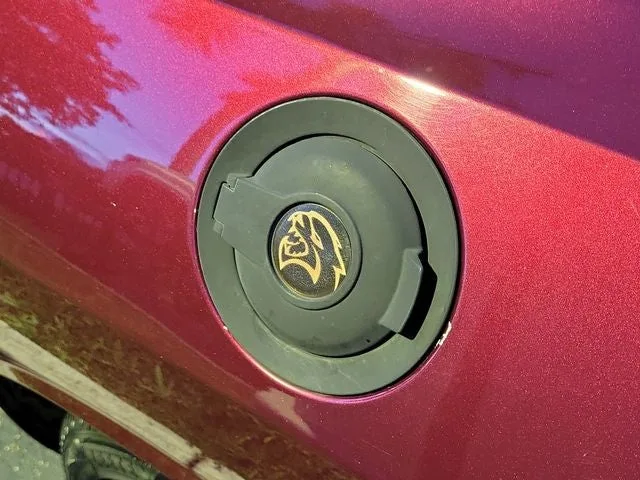2018 Dodge Challenger R/T photo 7