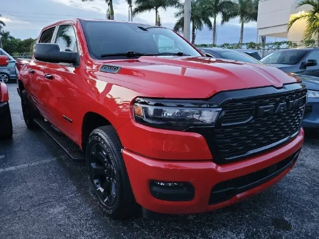 2025 RAM 1500 Tradesman photo 2