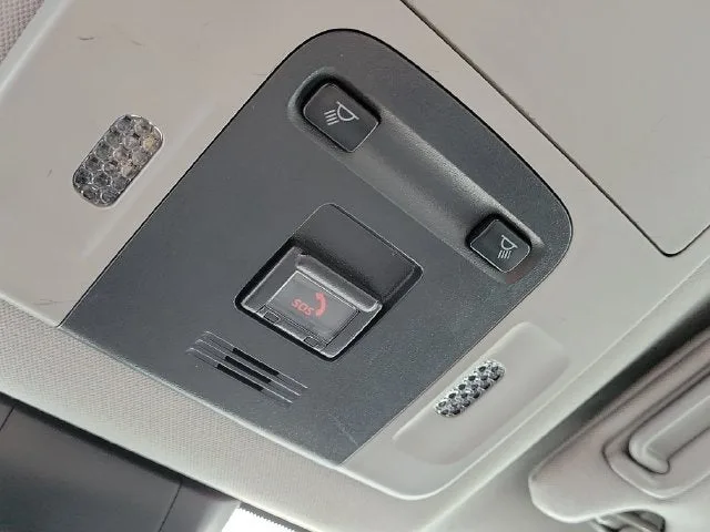 2022 Toyota Camry LE photo 27
