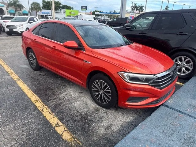 2019 Volkswagen Jetta SEL photo 4