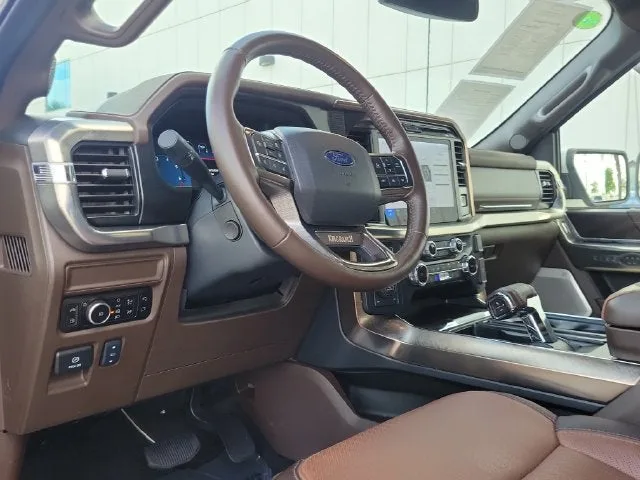 2025 Ford F-150 King Ranch photo 11