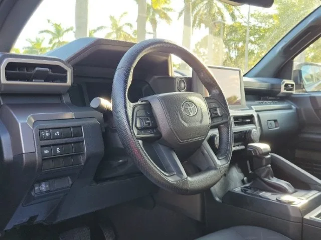 2025 Toyota Tacoma SR5 photo 10
