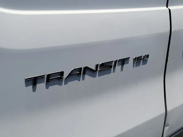 2017 Ford Transit-150 Base photo 5