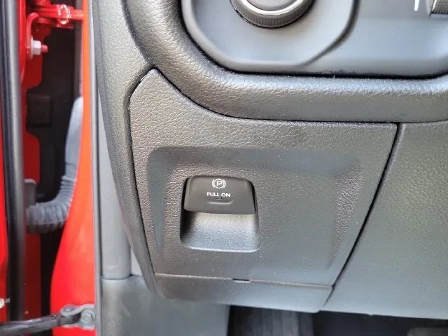 2025 RAM 1500 Tradesman photo 15