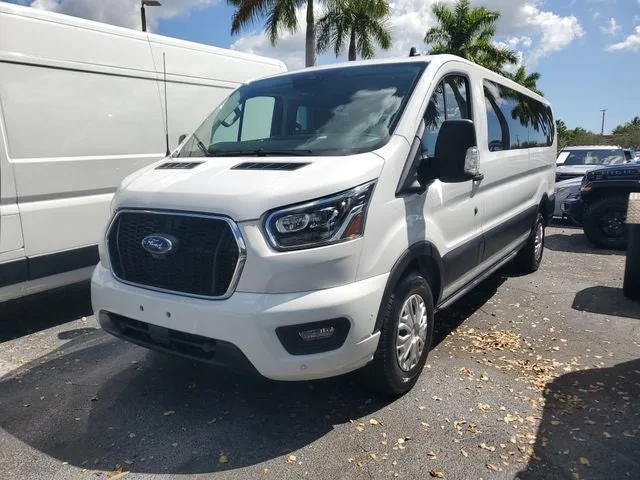 2023 Ford Transit-350 XLT photo 31