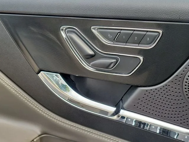 2024 Lincoln Corsair Premiere photo 16