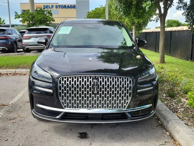 2024 Lincoln Corsair Premiere photo 2