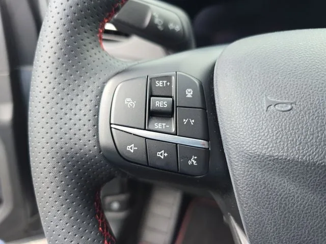 2023 Ford Escape ST-Line Select photo 20