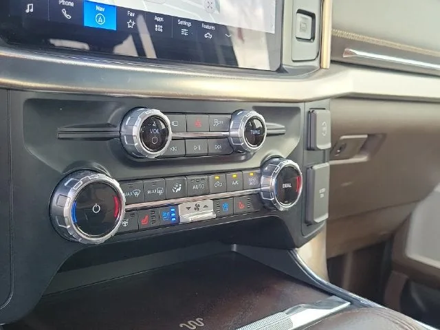 2025 Ford F-150 King Ranch photo 32