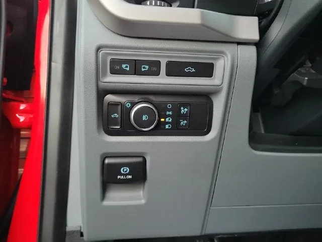 2021 Ford F-150 XLT photo 14