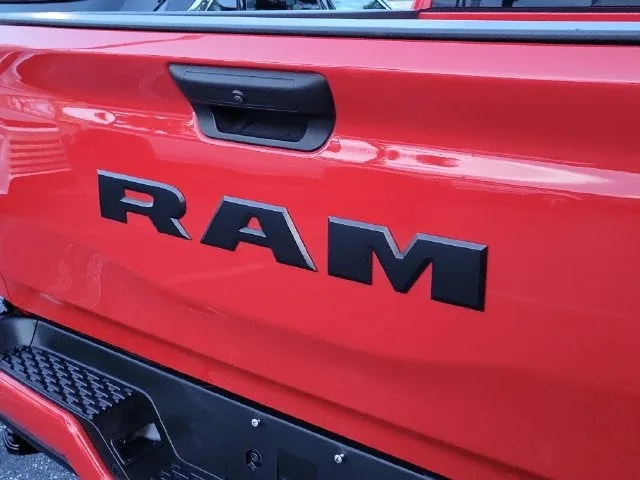 2025 RAM 1500 Tradesman photo 5