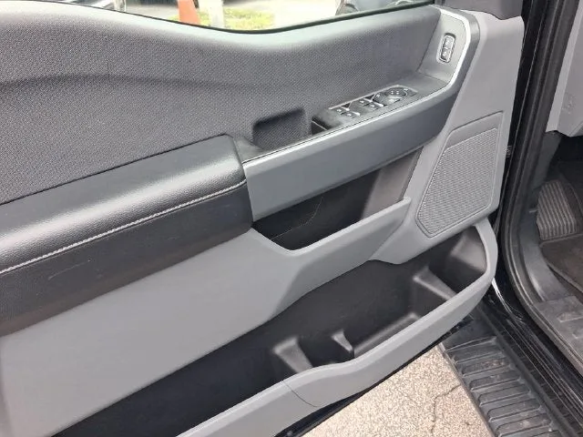 2021 Ford F-150 XLT photo 13