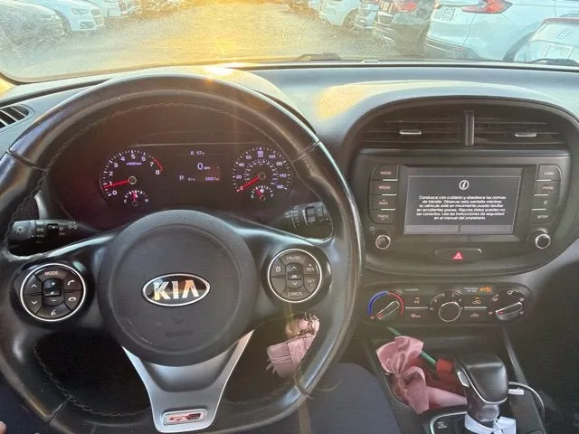 2020 Kia Soul GT-Line photo 13