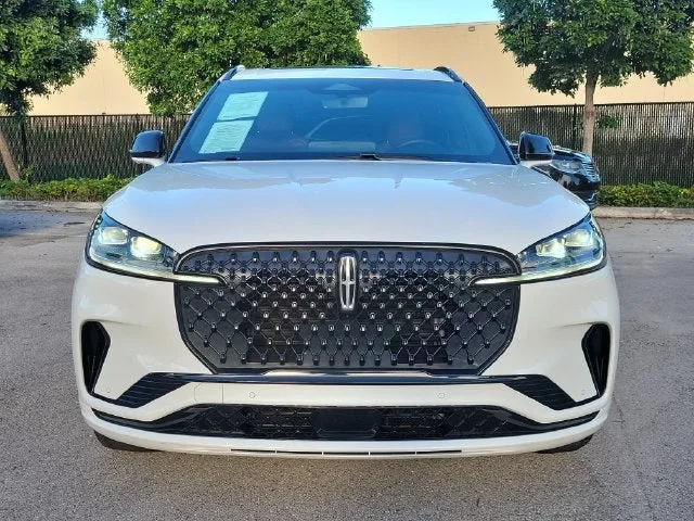 2025 Lincoln Aviator Reserve Premium photo 2