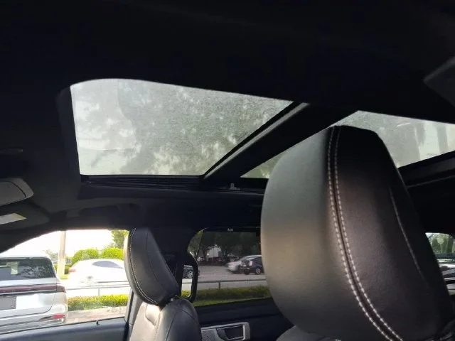 2022 Ford Explorer ST photo 11