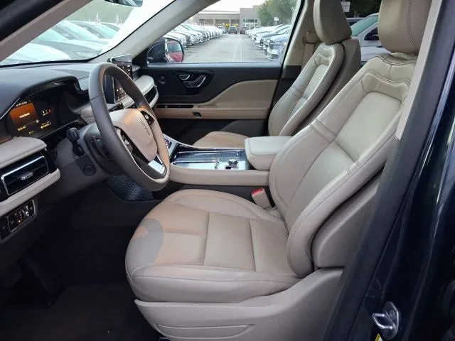 2024 Lincoln Aviator Reserve Premium photo 12