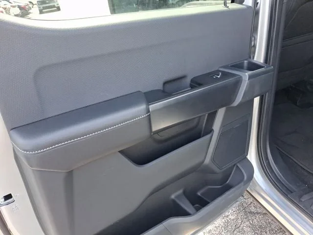 2025 Ford F-150 STX photo 9