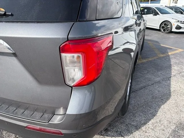 2023 Ford Explorer XLT photo 5