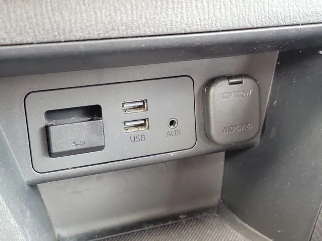 2018 Toyota Yaris iA Base photo 25