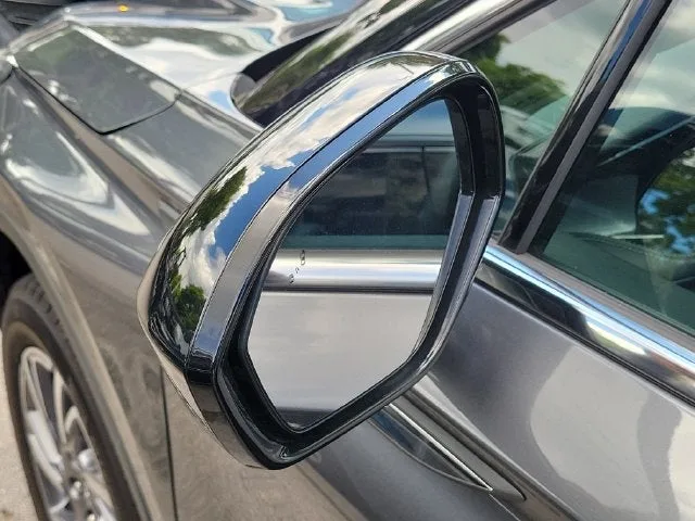 2025 Lincoln Corsair Premiere photo 8