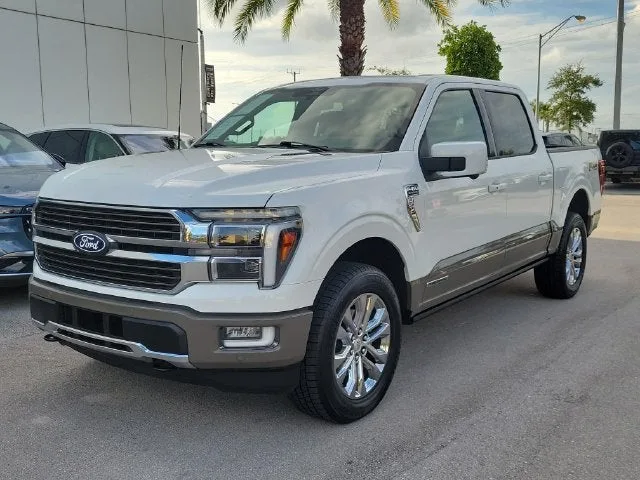 2025 Ford F-150 King Ranch photo 3