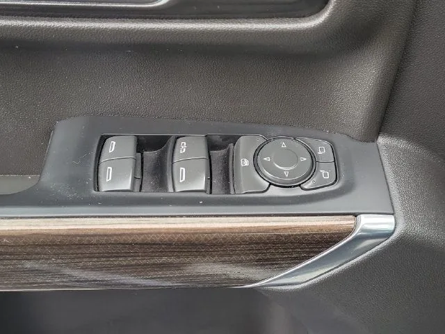 2022 Chevrolet Silverado 1500 LTD RST photo 17