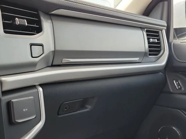 2023 Ford Expedition XLT photo 29