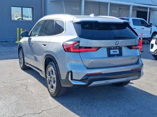2024 BMW X1 xDrive28i photo 3