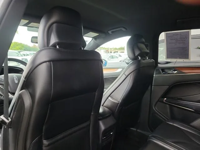 2017 Lincoln MKC Select photo 10