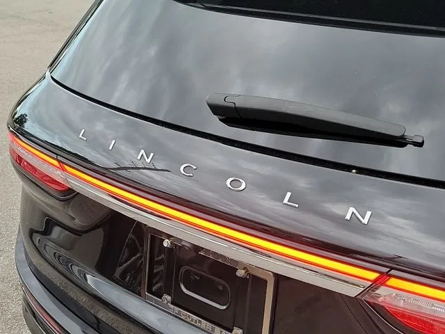 2023 Lincoln Corsair Reserve photo 7