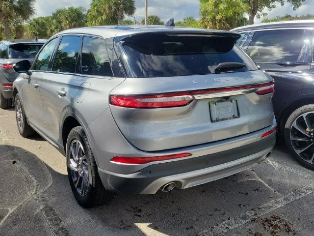 2024 Lincoln Corsair Premiere photo 5