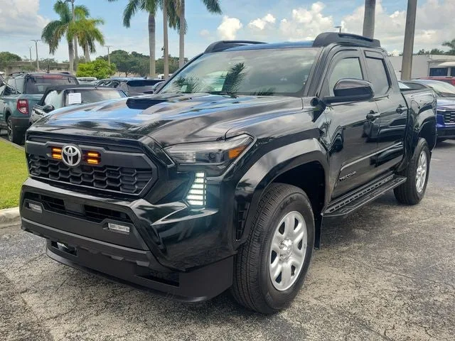2024 Toyota Tacoma TRD Sport photo 32