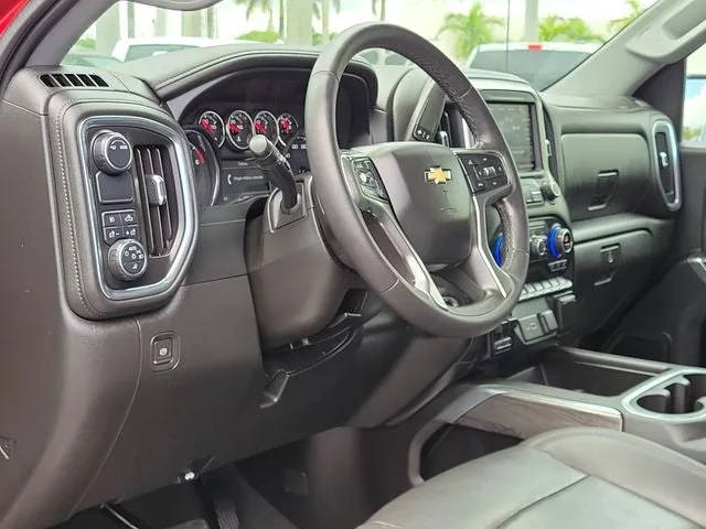 2021 Chevrolet Silverado 1500 LTZ photo 12