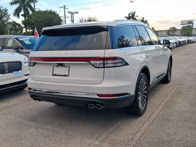 2023 Lincoln Aviator Reserve Premium photo 4