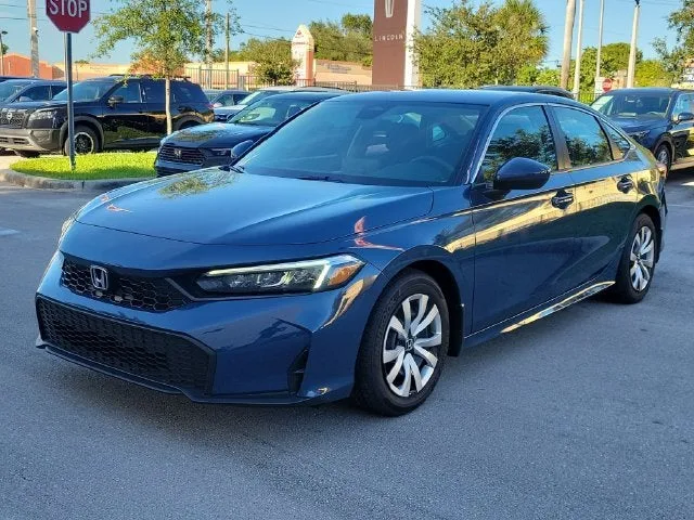 2025 Honda Civic LX photo 3