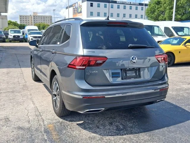 2018 Volkswagen Tiguan 2.0T SE photo 3