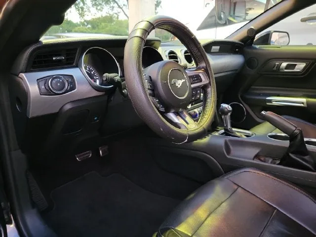 2023 Ford Mustang GT Premium photo 7