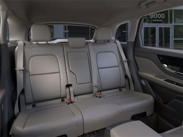 2024 Lincoln Corsair Premiere photo 11