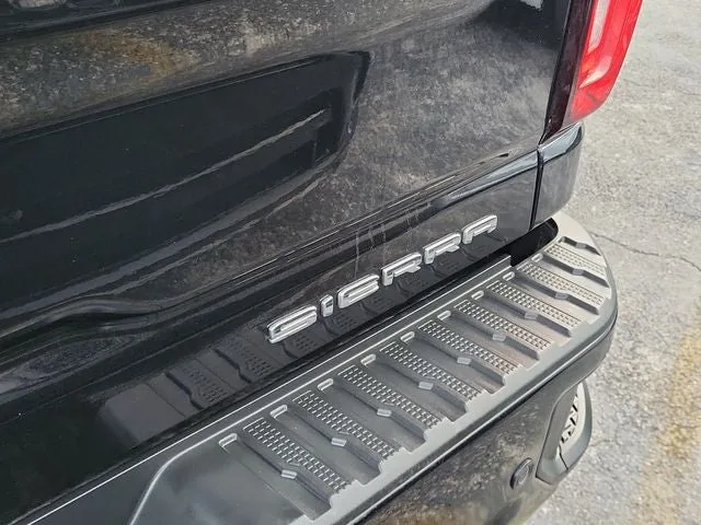 2023 GMC Sierra 2500HD Denali photo 6