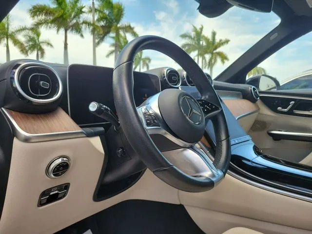 2024 Mercedes-Benz GLC GLC 300 photo 8