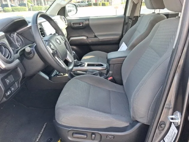 2023 Toyota Tacoma SR5 V6 photo 12