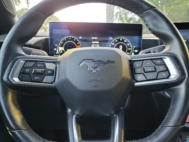 2024 Ford Mustang EcoBoost photo 18