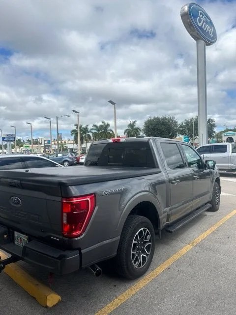 2022 Ford F-150 XLT photo 12