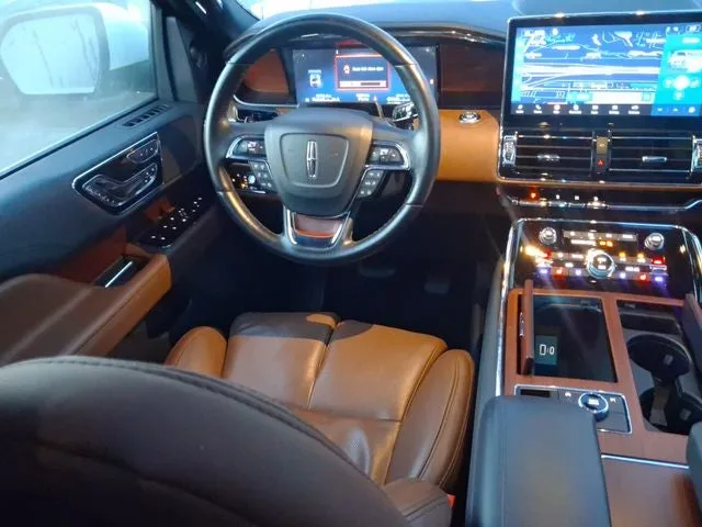 2023 Lincoln Navigator Reserve photo 8