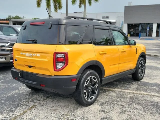 2023 Ford Bronco Sport Outer Banks photo 3
