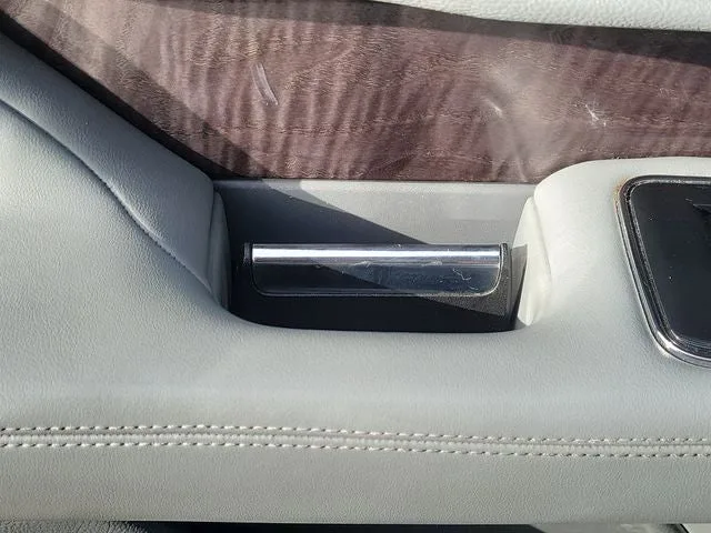 2018 Lincoln Navigator L Reserve photo 20