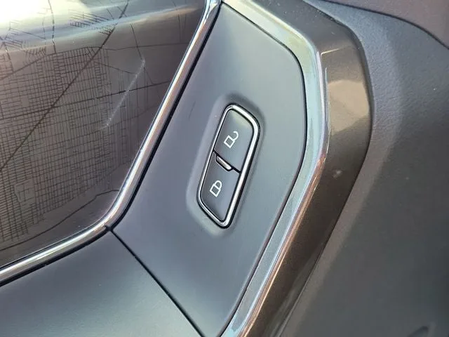 2023 Ford F-150 XLT photo 16