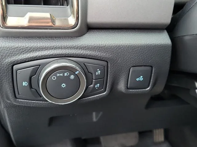 2022 Ford Ranger XLT photo 15
