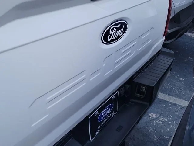 2024 Ford F-150 XL photo 6