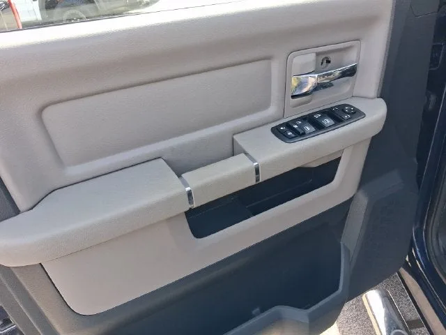 2012 RAM 1500 Big Horn photo 13